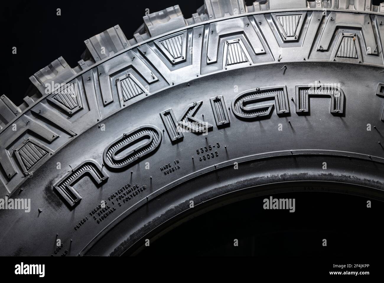 Pneumatici Nokian, pneumatici nokian Rockprof con logo, vista laterale. Krasnoyarsk, Russia, 21 marzo 2021. Foto Stock
