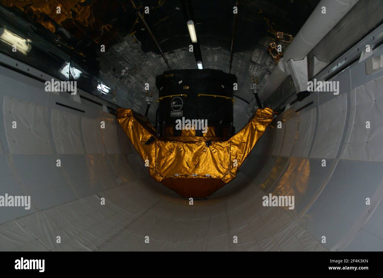 TITUSVILLE, STATI UNITI - 22 dicembre 2009: L'interno della navetta spaziale che si trova presso il complesso visitatori del John F Kennedy Space Center. Foto Stock