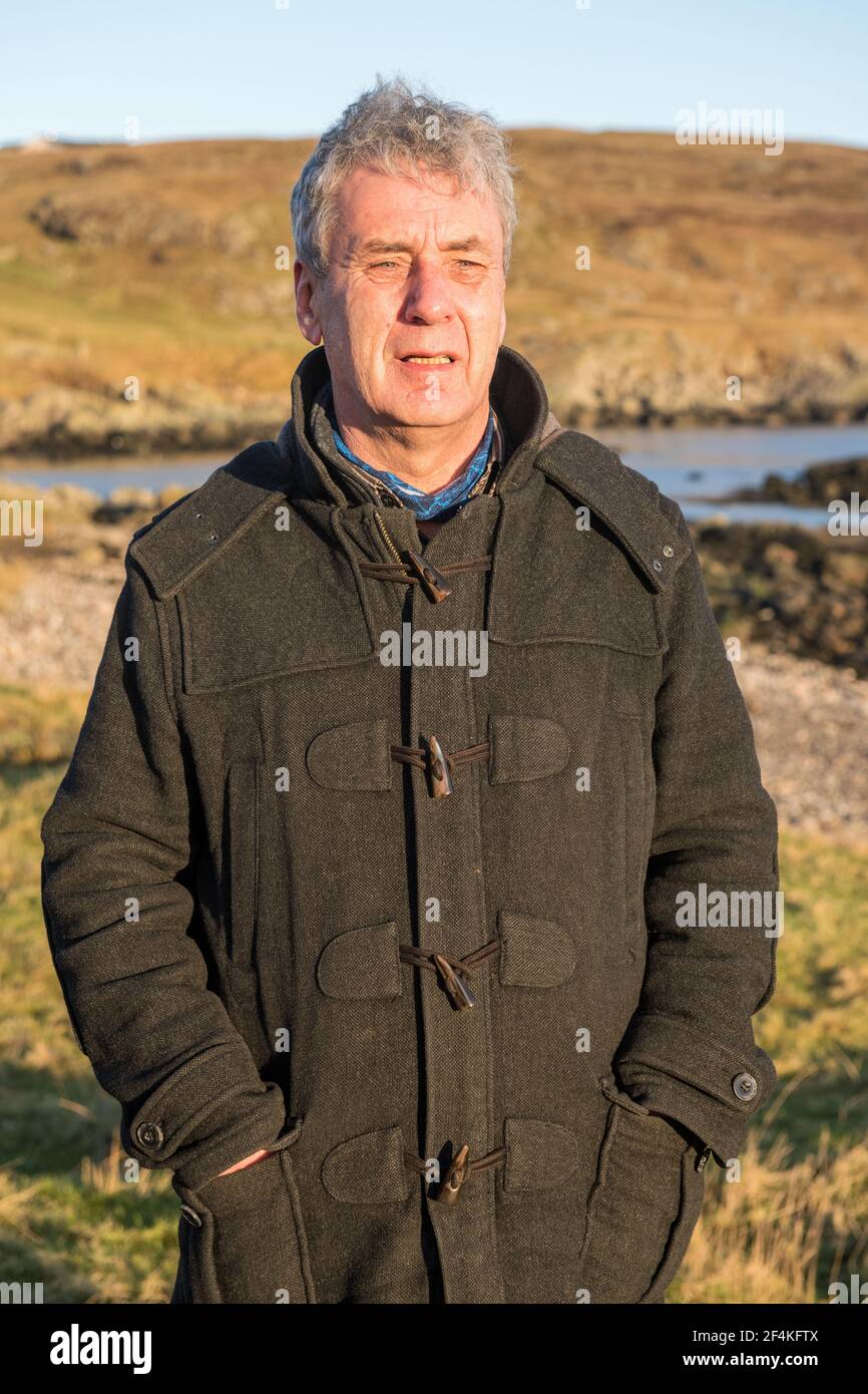Donald S Murray Scottish autore nella sua casa a Shetland Nato a Ness nell'isola di Lewis scrittore di Guga Hunters e in un velo di Mist Foto Stock