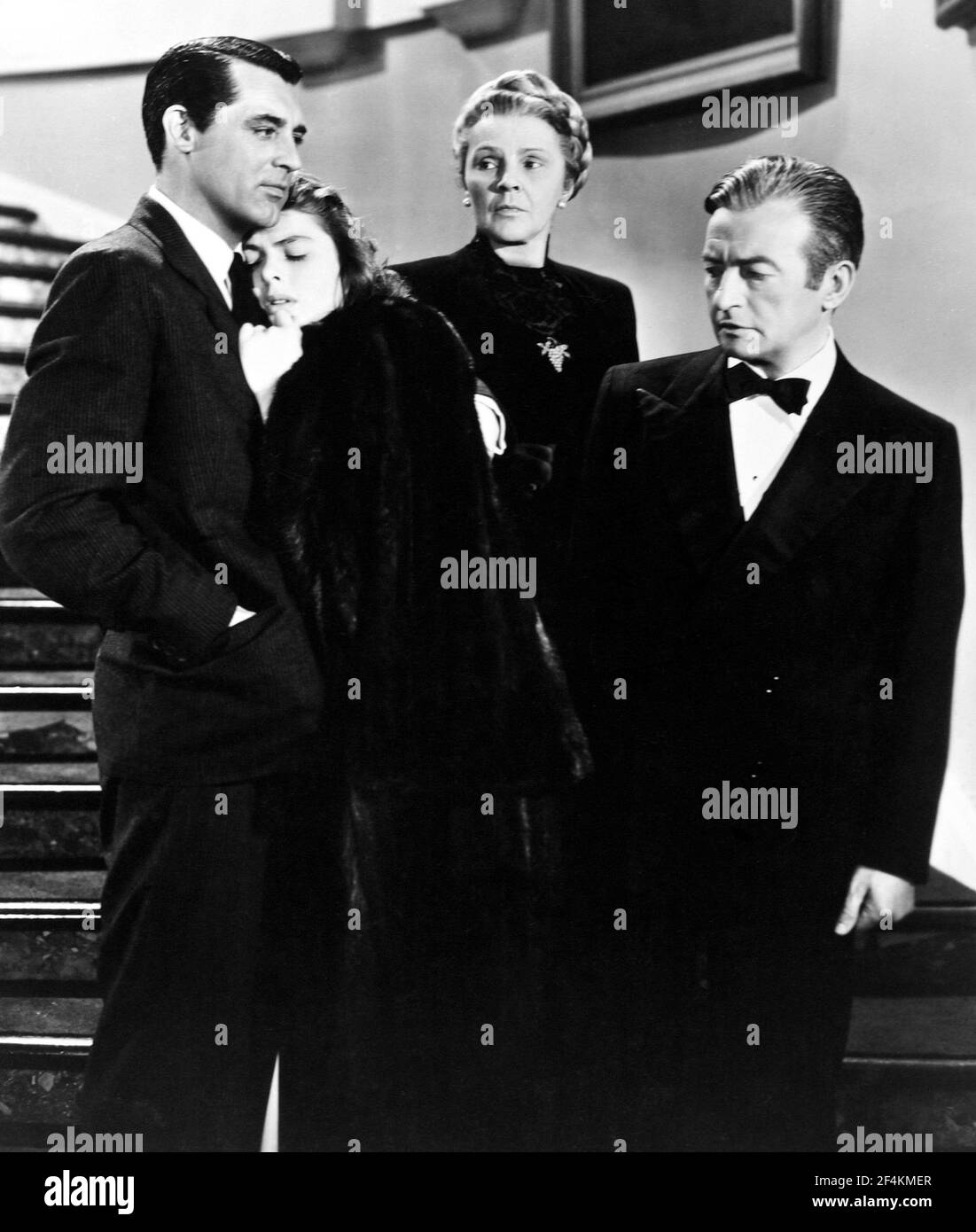 CARY GRANT, CLAUDE RAINS, INGRID BERGMAN e LEOPOLDINE KONSTANTIN in FAMIGERATO (1946), diretto da ALFRED HITCHCOCK. Credito: RKO RADIO FOTO / album Foto Stock