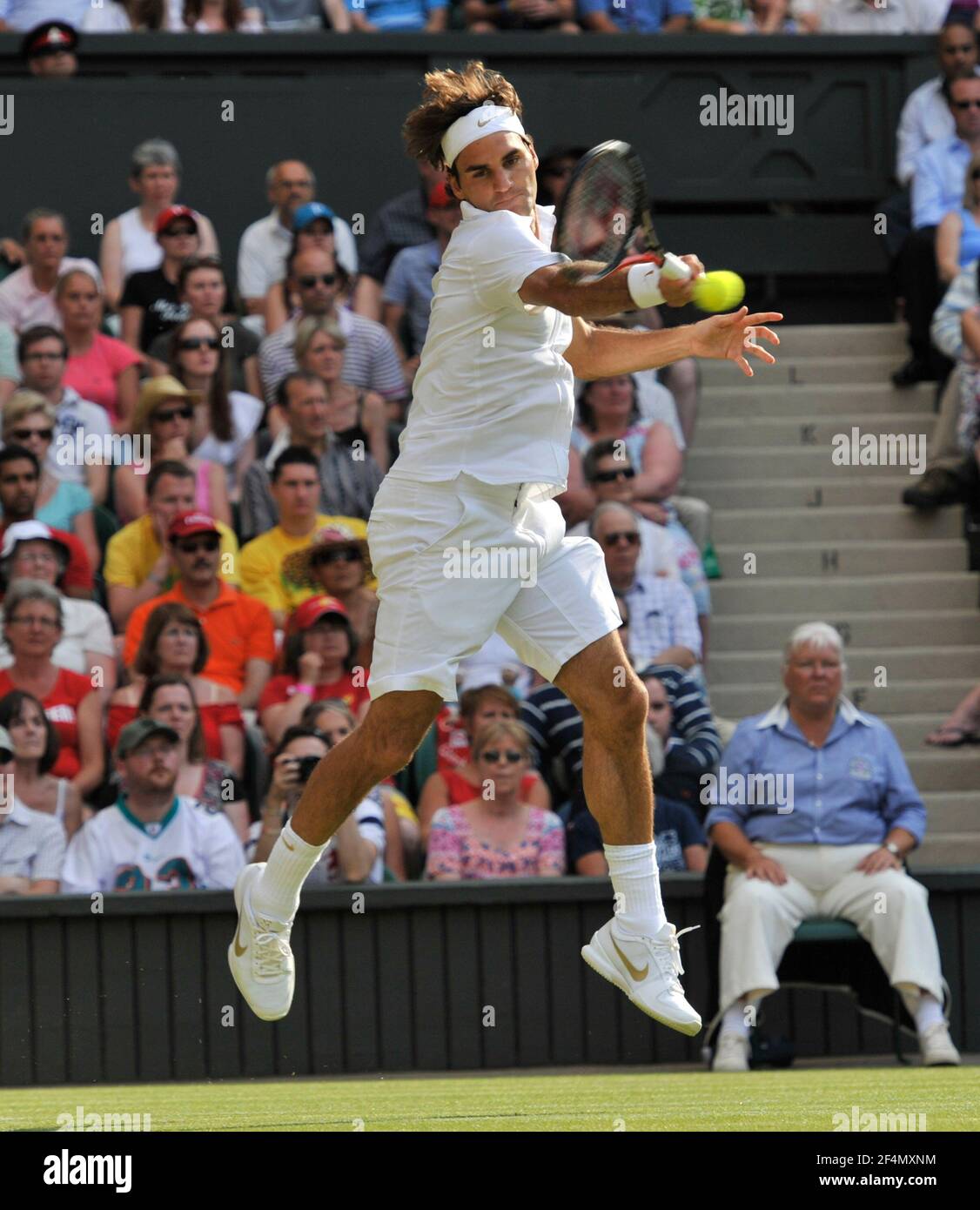WIMBLEDON 2010. 5° giorno. 24/6/2010 RODGER FERERER V ARNAUD CLEMENT. IMMAGINE DAVID ASHDOWN Foto Stock