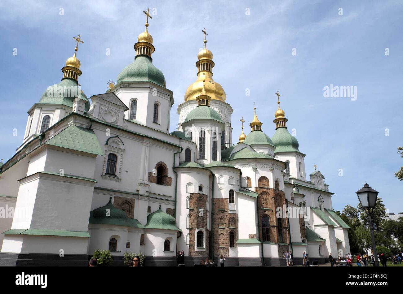 Cupole verdi e dorate della Cattedrale di Santa Sofia, Kiev, Ucraina Foto Stock