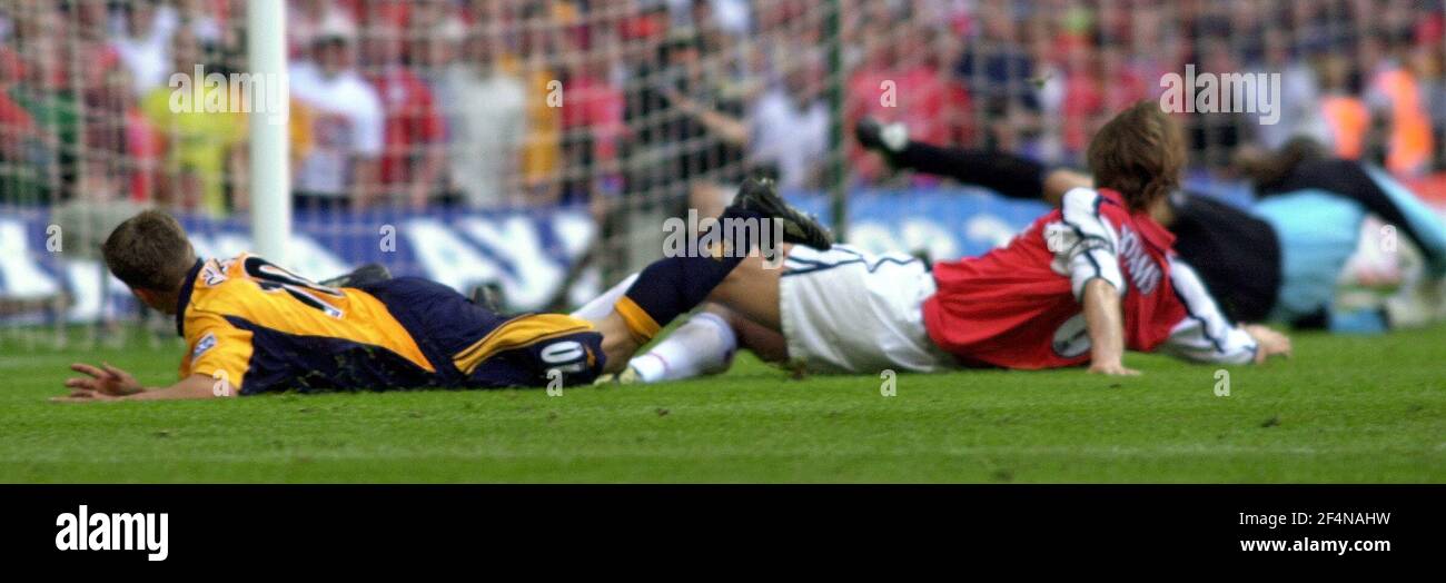 LA FA CUP FINALE ARSENAL V LIVERPOOL NEL MILLENIUM STADIO DI CARDIFF Foto Stock