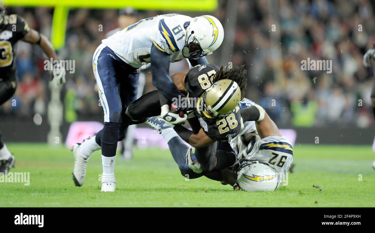 NFL. NEW ORLEANS SAINTS V SAN DIEGO CARICA A WEMBLY. 26/10/2008. SANTI 28 USAMA GIOVANE GIÙ DA NO 92 MARQUES HARRIS E KASSIM OSGOOD. IMMAGINE DAVID ASHDOWN Foto Stock
