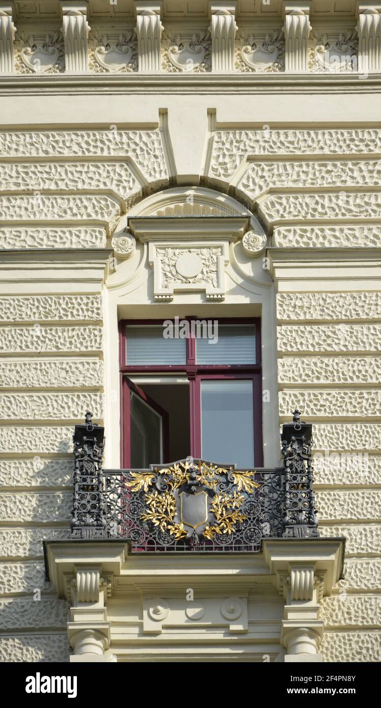 Casa di quattro Giganti, vista parziale, in Piazza della libertà, Brno, Czechia Foto Stock