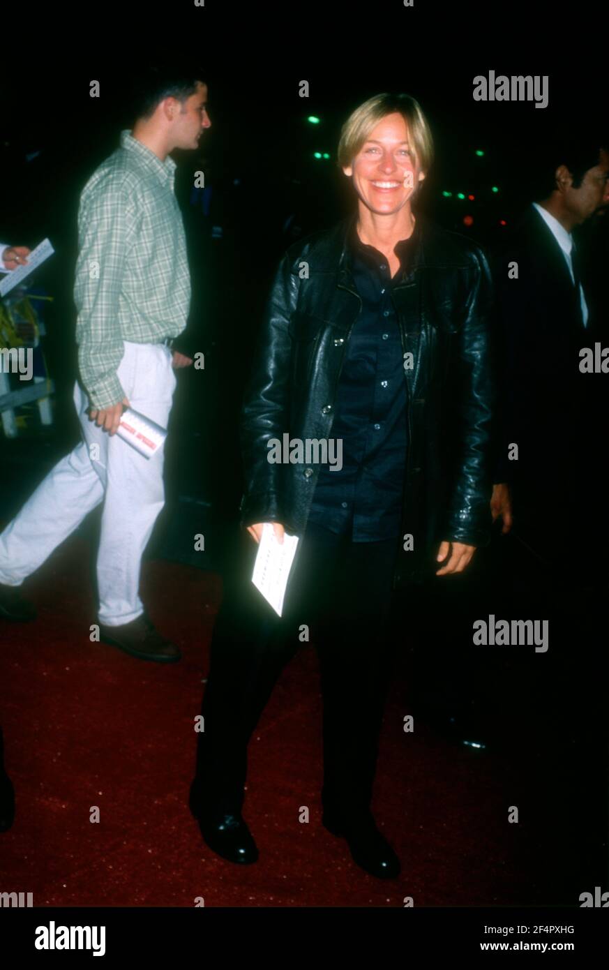 Westwood, California, USA 20 maggio 1996 il comico Ellen DeGeneres partecipa alla Premiere 'Mission Impossible' di Paramount Pictures il 20 maggio 1996 al Teatro Mann Bruin di Westwood, California, USA. Foto di Barry King/Alamy Stock foto Foto Stock