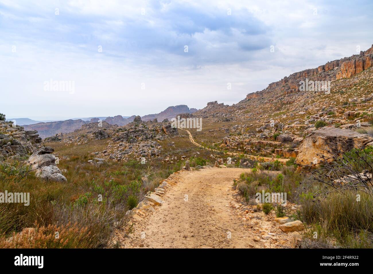 Sentiero escursionistico nel nord Cedarberg vicino a Clanwilliam nel capo occidentale del Sud Africa Foto Stock