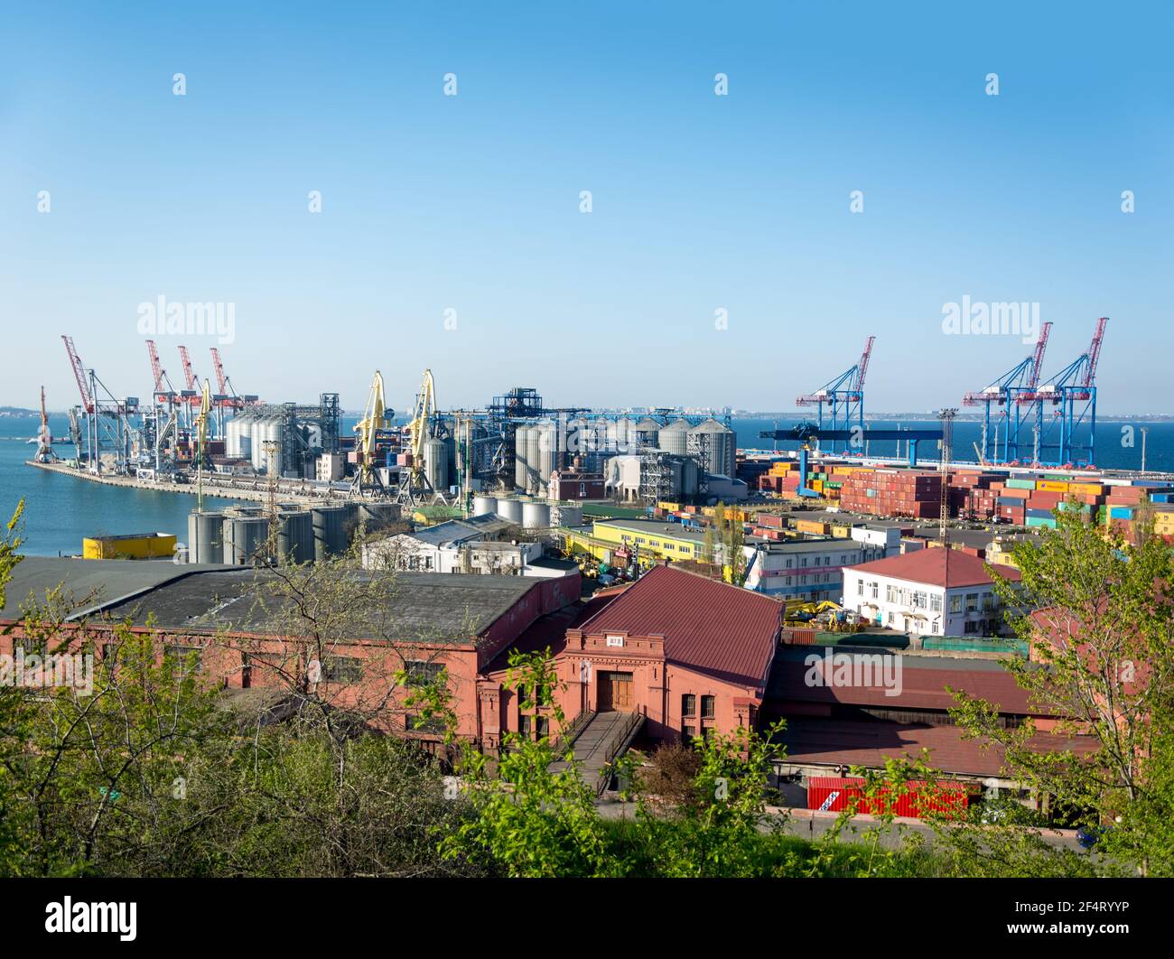 Odessa, Ucraina - Apr 27, 2019: Panorama del Porto di Odessa Foto Stock