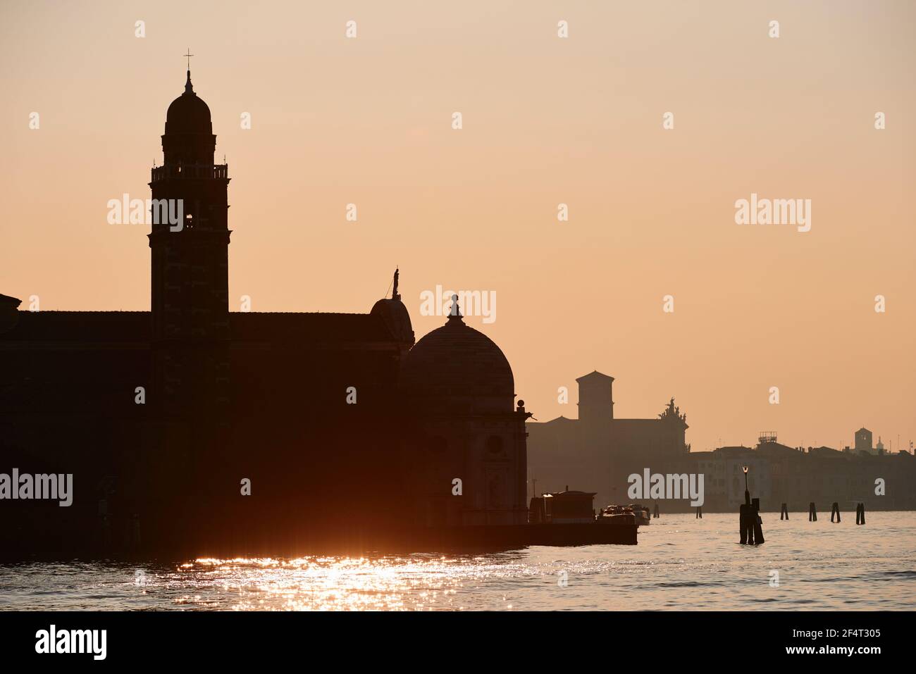 Geografia / viaggio, Italia, San Michele, Chiesa San Cristoforo sull'isola cimitero, Additional-Rights-Clearance-Info-not-available Foto Stock