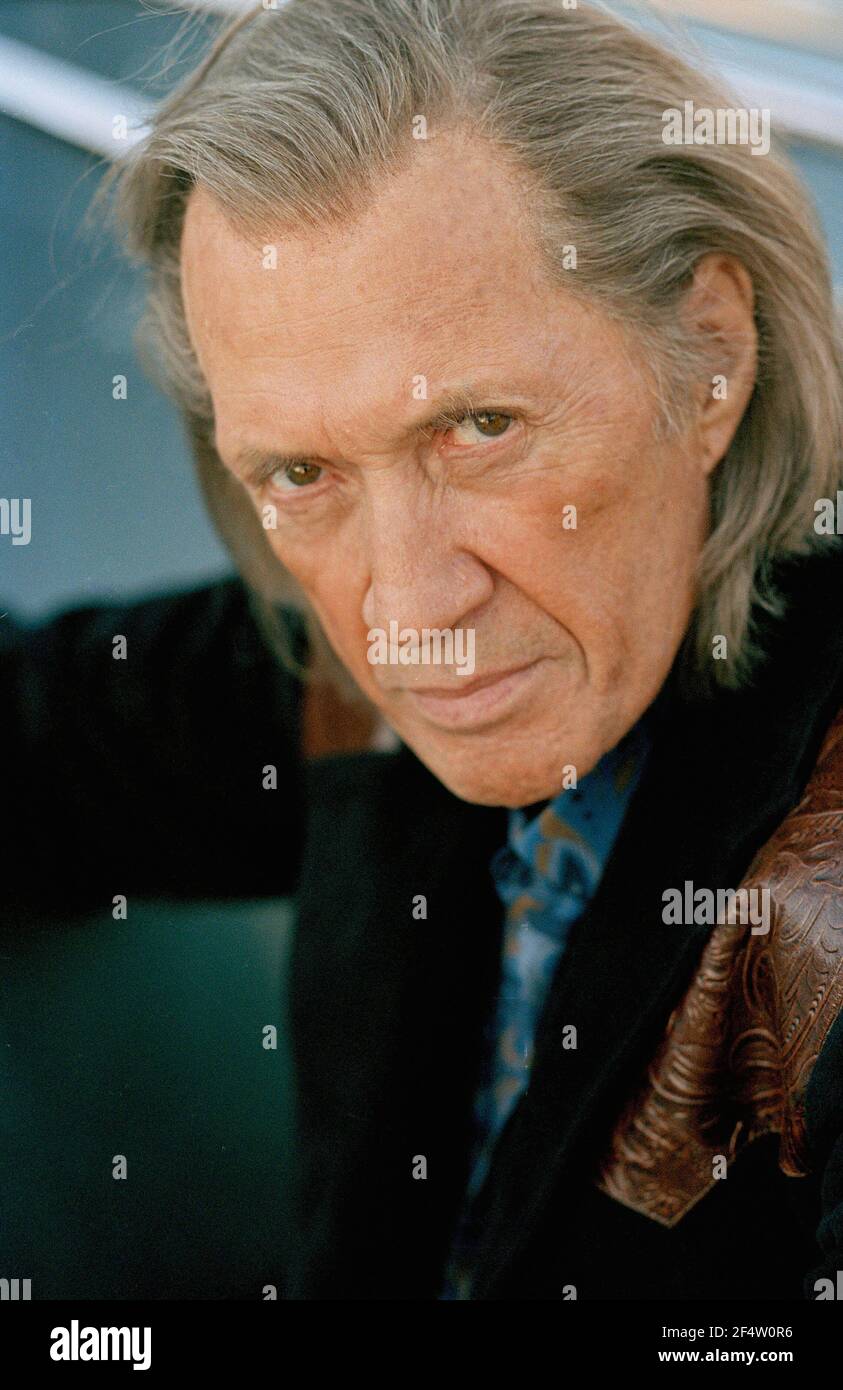 DAVID CARRADINE IN BECCO DI UCCISIONE: VOL. 2 (2004), regia DI QUENTIN TARANTINO. Credit: MIRAMAX / COOPER, ANDREW / Album Foto Stock