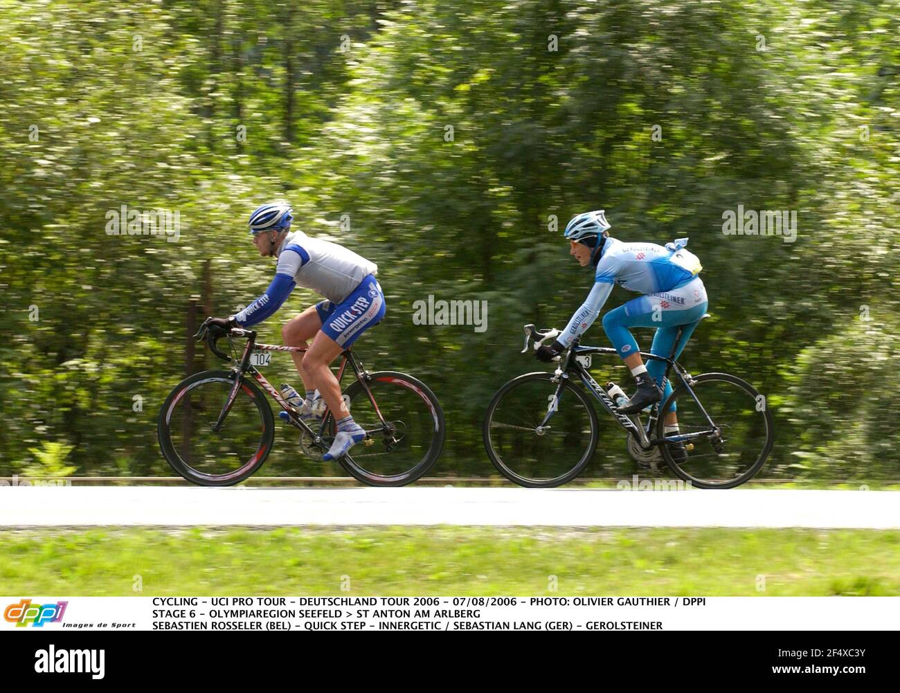 CICLISMO - UCI PRO TOUR - DEUTSCHLAND TOUR 2006 - 07/08/2006 - PHOTO: OLIVIER GAUTHIER / DPPI STAGE 6 - OLYMPIAREGION SEEFELD > ST ANTON AM ARLBERG - SEBASTIEN ROSSELER (BEL) - QUICK STEP - INNERGETIC / SEBASTIAN LANG (GER) - GEROLSTEINER Foto Stock