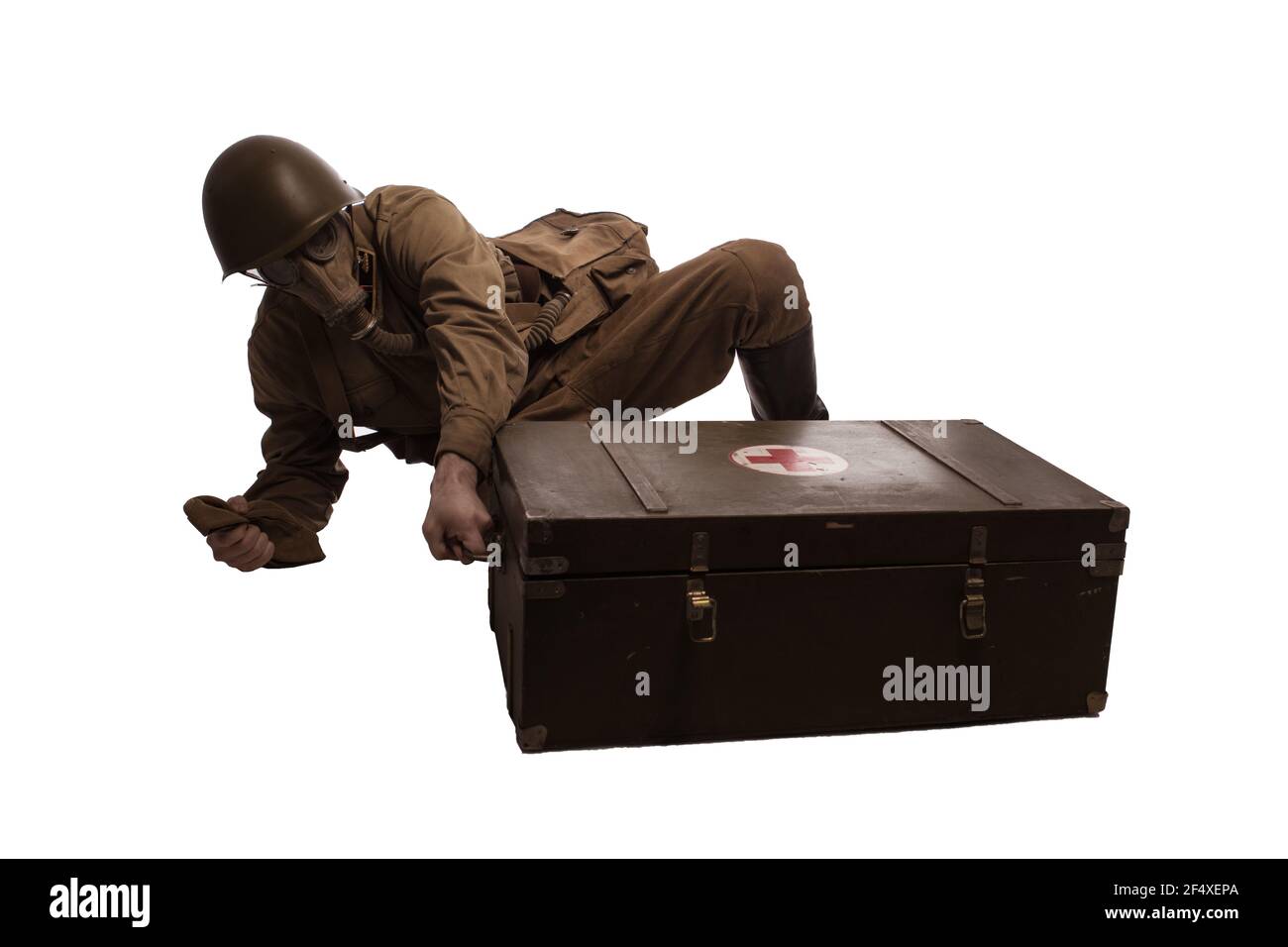 Uomo attore in uniforme militare di un soldato dell'Esercito Rosso dei tempi seconda Guerra Mondiale foto fatta nello stile di 'basso tasto' Foto Stock