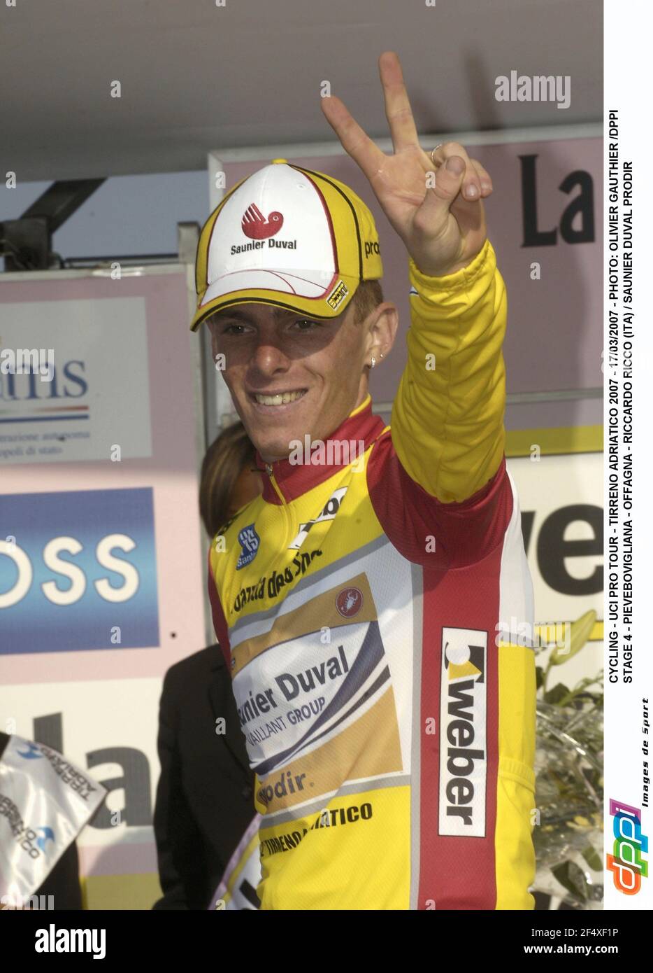 CICLISMO - UCI PRO TOUR - TIRRENO ADRIATICO 2007 - 17/03/2007 - PHOTO: OLIVIER GAUTHIER /DPPI STAGE 4 - PIEVEBOVIGLIANA - OFFAGNA - RICCARDO RICCO (ITA) / SAUNIER DUVAL PRODIR Foto Stock