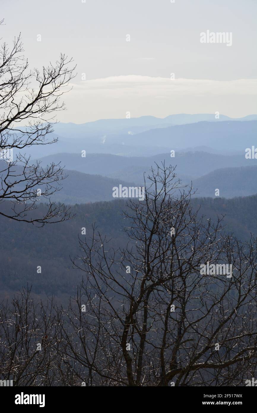 Blue Ridge Mountain Range al mattino Foto Stock