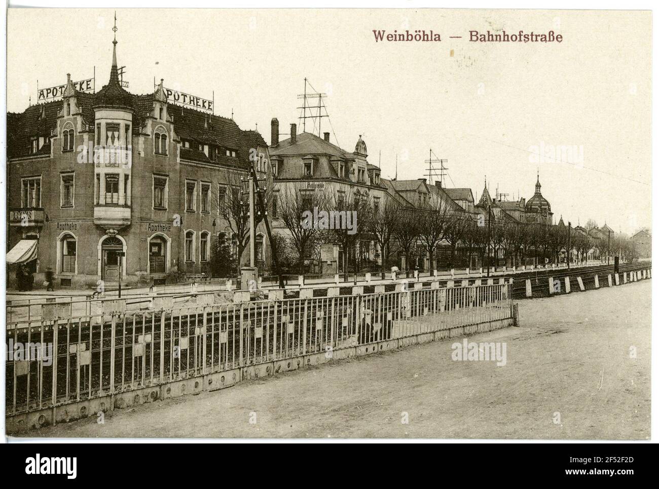 Bahnhofstraße Weinböhla. Stazione strada Foto Stock