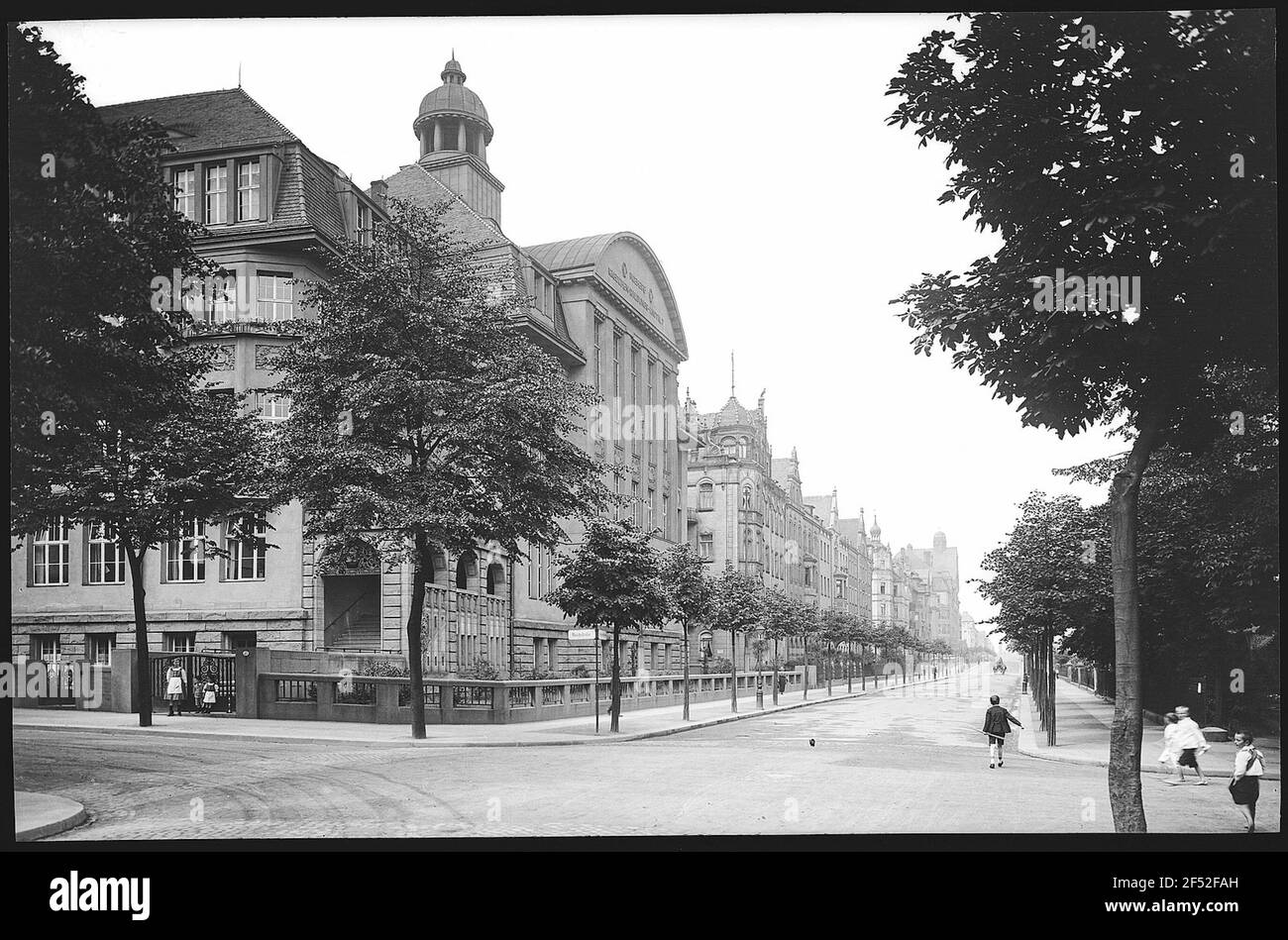 Chemnitz. Henriettenstraße m.. Istituto superiore di Educazione della ragazza Foto Stock