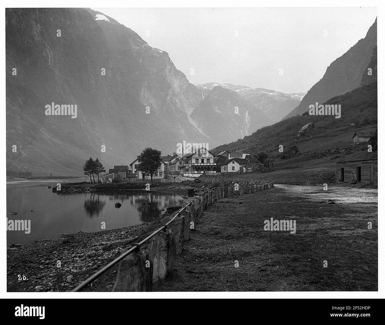 Hotel e Cafe Viking di Gudvangen nel Naerofjord Foto Stock