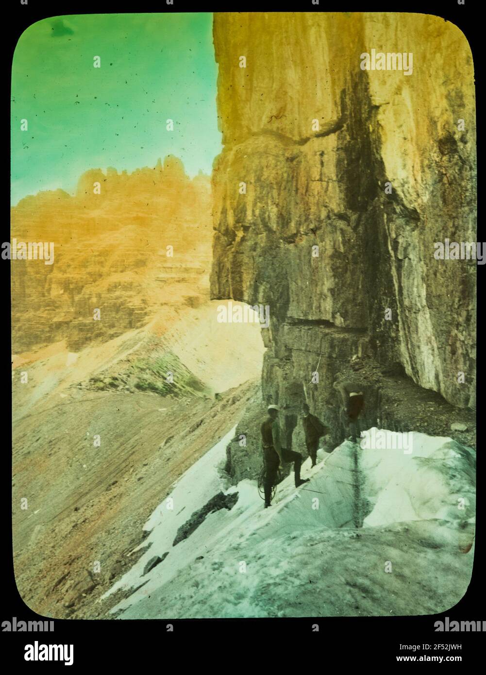 Ai piedi della lattina piccola Foto Stock