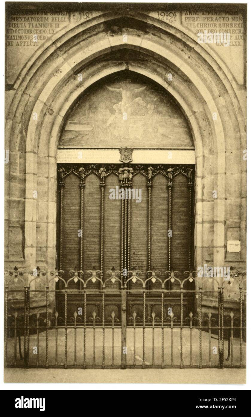 La porta di tesi presso la chiesa del castello Wittenberg. La porta di tesi alla chiesa del castello Foto Stock
