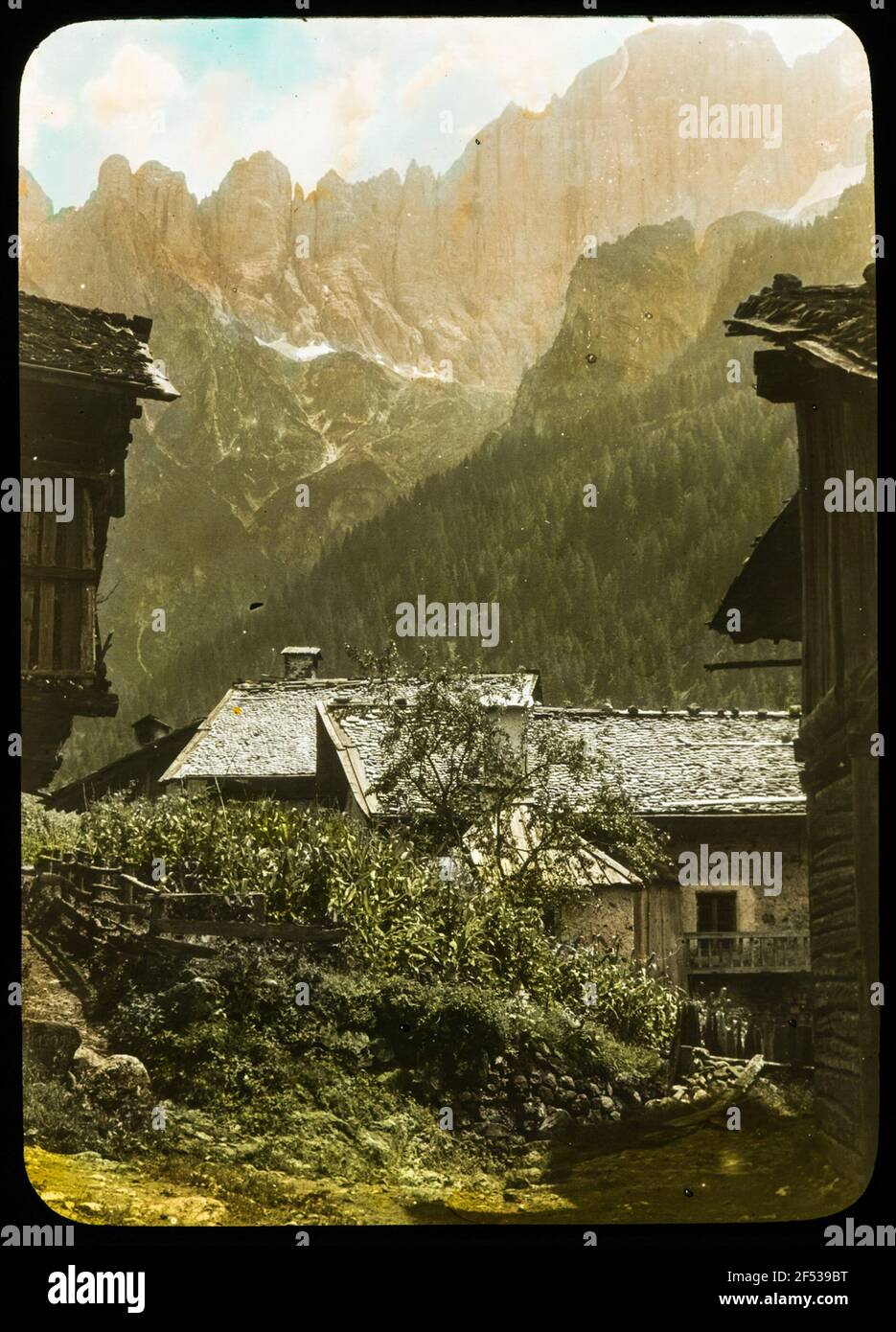 Alleghe con il civetta Foto Stock