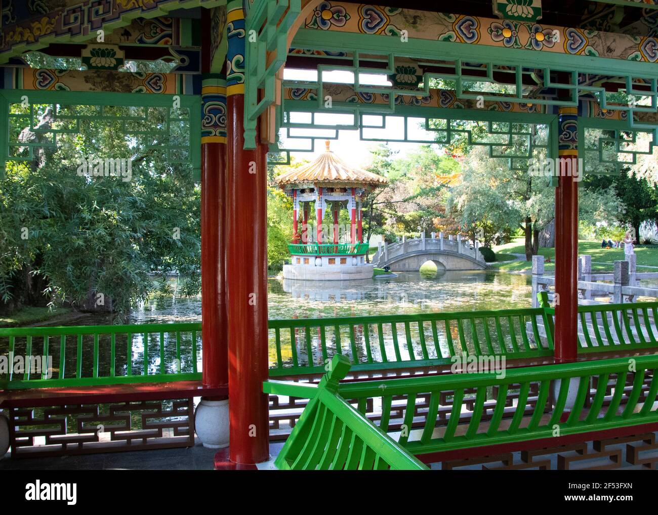 Giardino cinese nella città svizzera di Zürich, si trova nel quartiere di Seefeld, è un regalo cinese partner città Kunming. Foto Stock