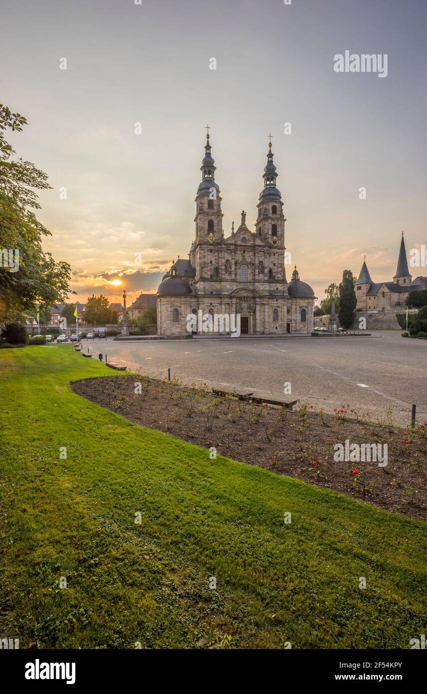 Geografia / viaggio, Germania, Assia, Fulda, Cattedrale di Fulda San Salvatore in serata, diritti aggiuntivi-clearance-Info-non-disponibile Foto Stock