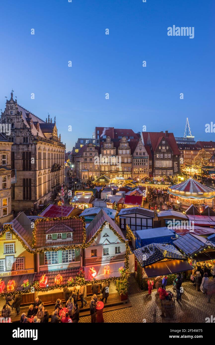 Geografia / viaggio, Germania, Brema, mercatino di Natale di sera, diritti aggiuntivi-clearance-Info-non-disponibile Foto Stock