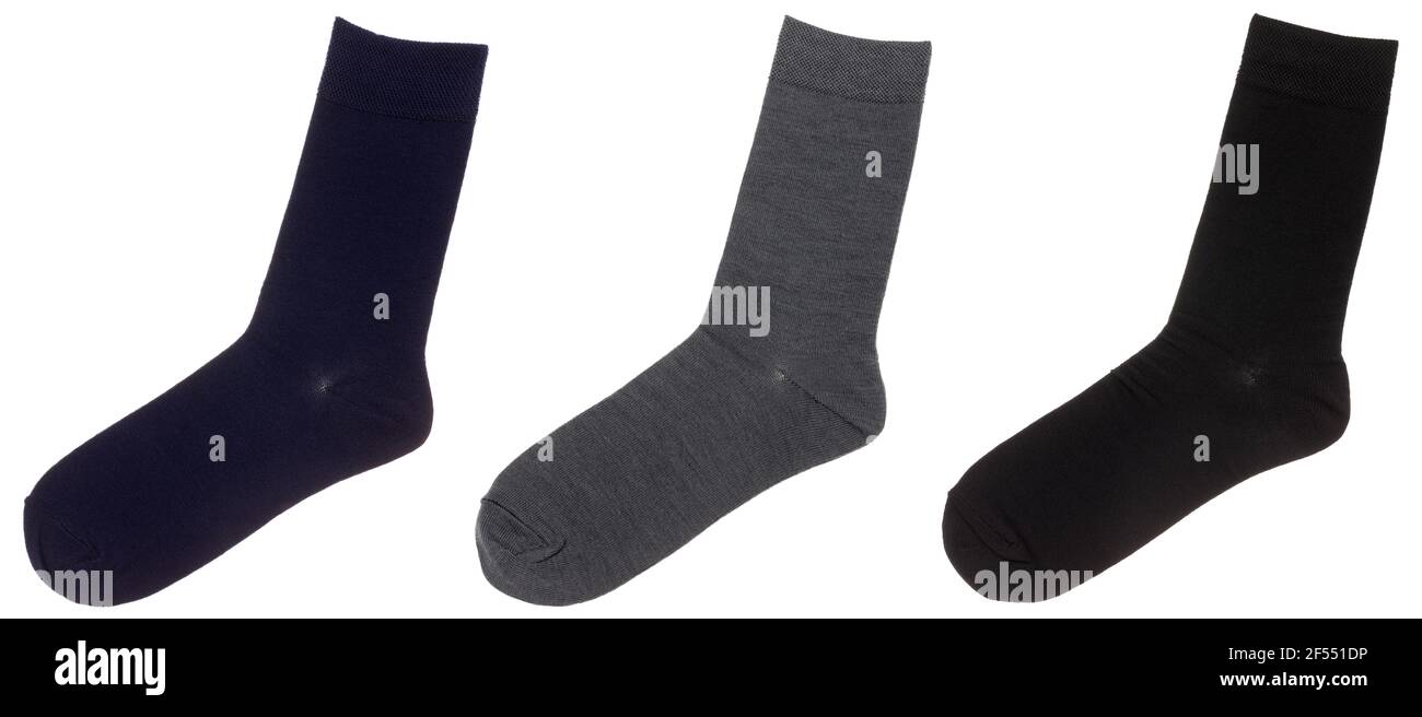 Tre calze di cotone blu grigio e nero isolato su uno sfondo bianco Foto Stock