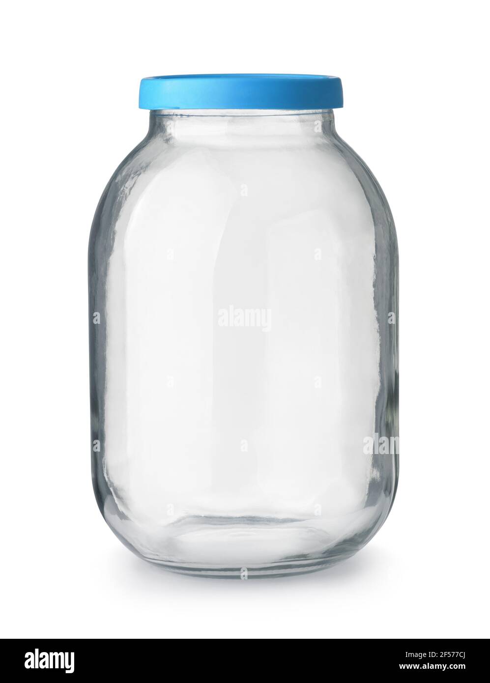 Vista frontale del grande vaso di vetro vuoto con coperchio blu isolato su bianco Foto Stock