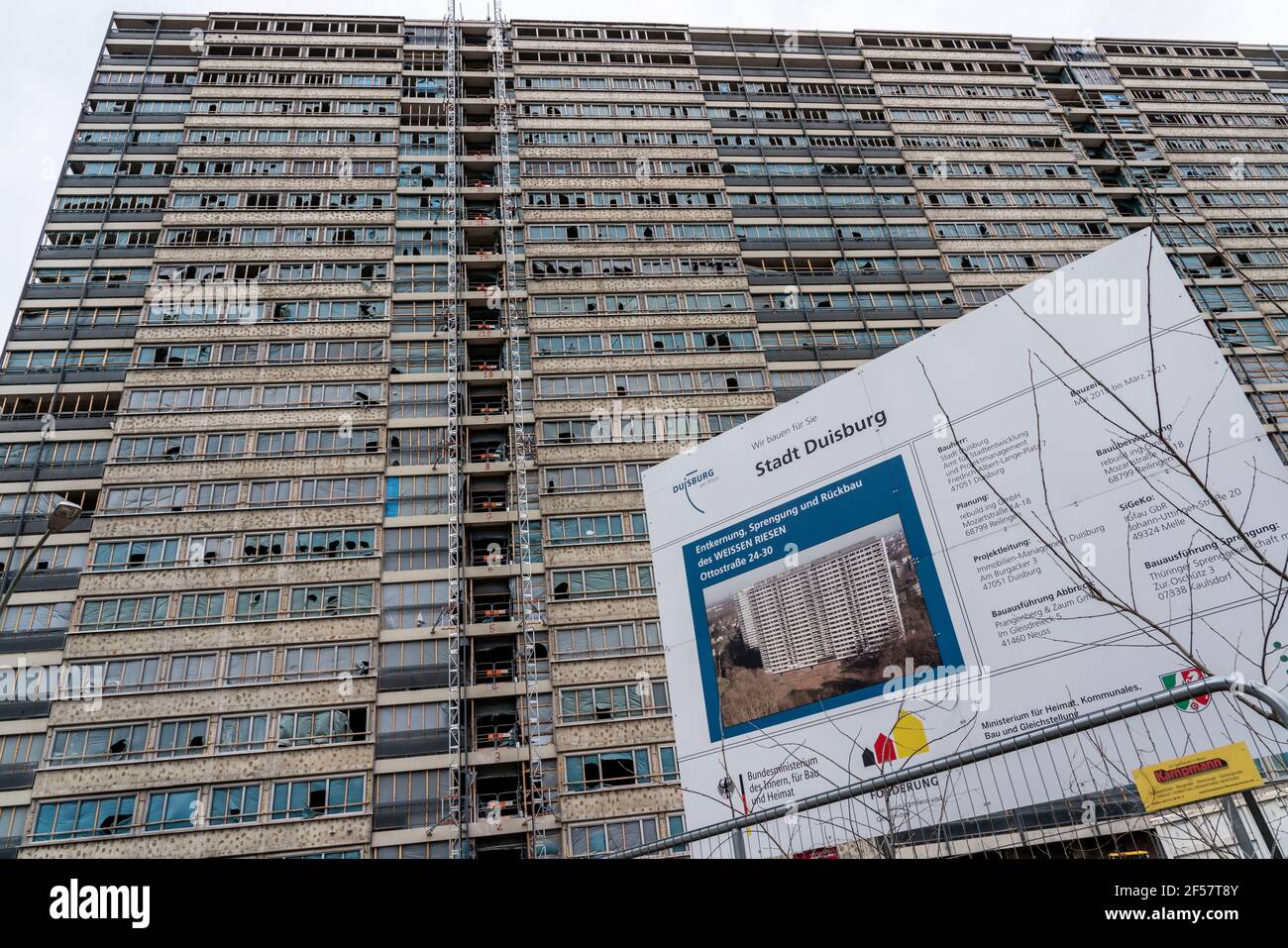 Duisburg-Hochheide, Grosswohnsiedlung Wohnpark Hochheide, 6 20-stöckigen Hochhäuser mit über 1440 Wohnungen, aus den 1970er Jahren, ein Weißer-Riese g Foto Stock