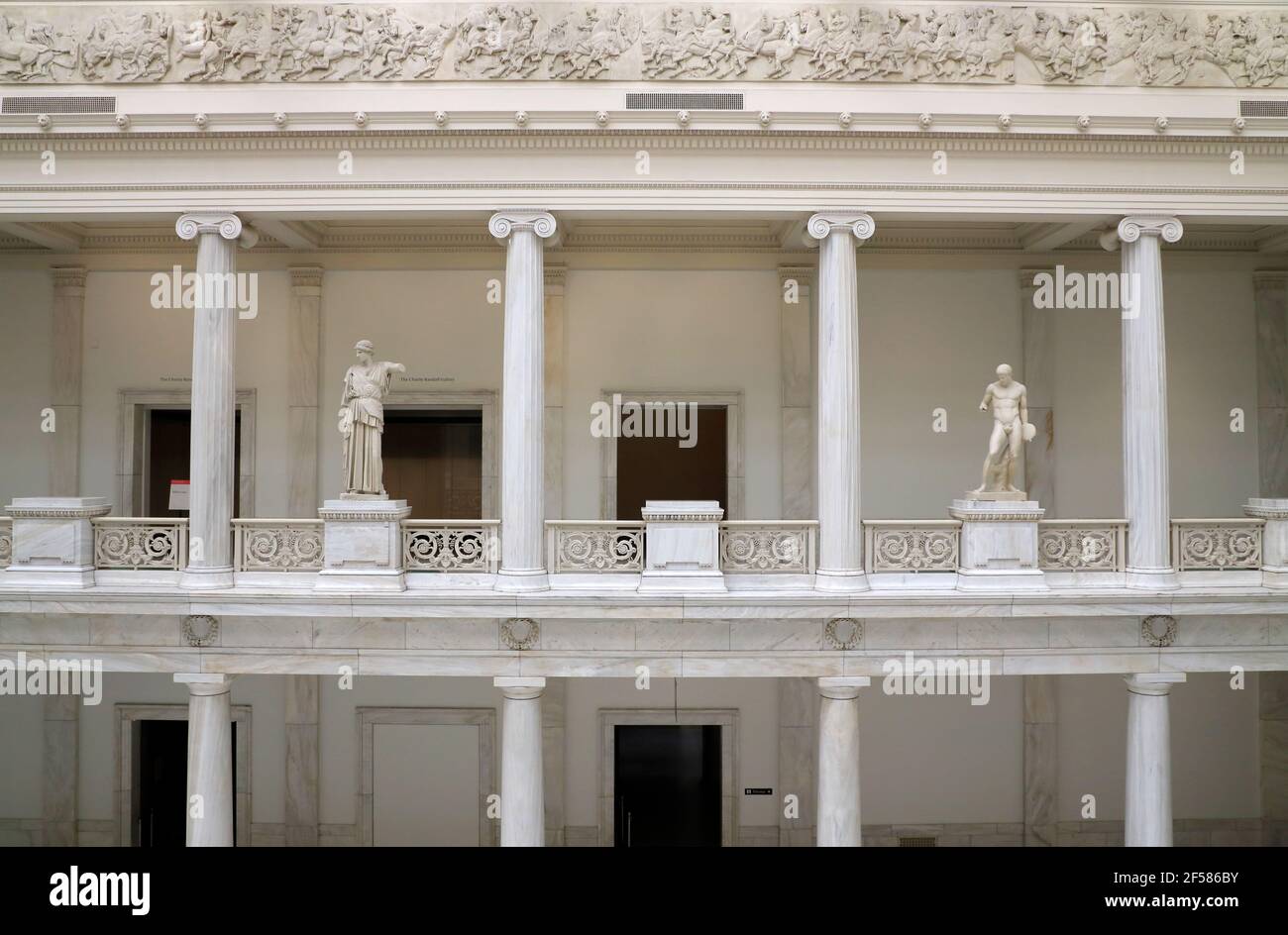 Hall of Sculpture.Carnegie Museum of Art.Pittsburgh.Pennsylvania.USA Foto Stock