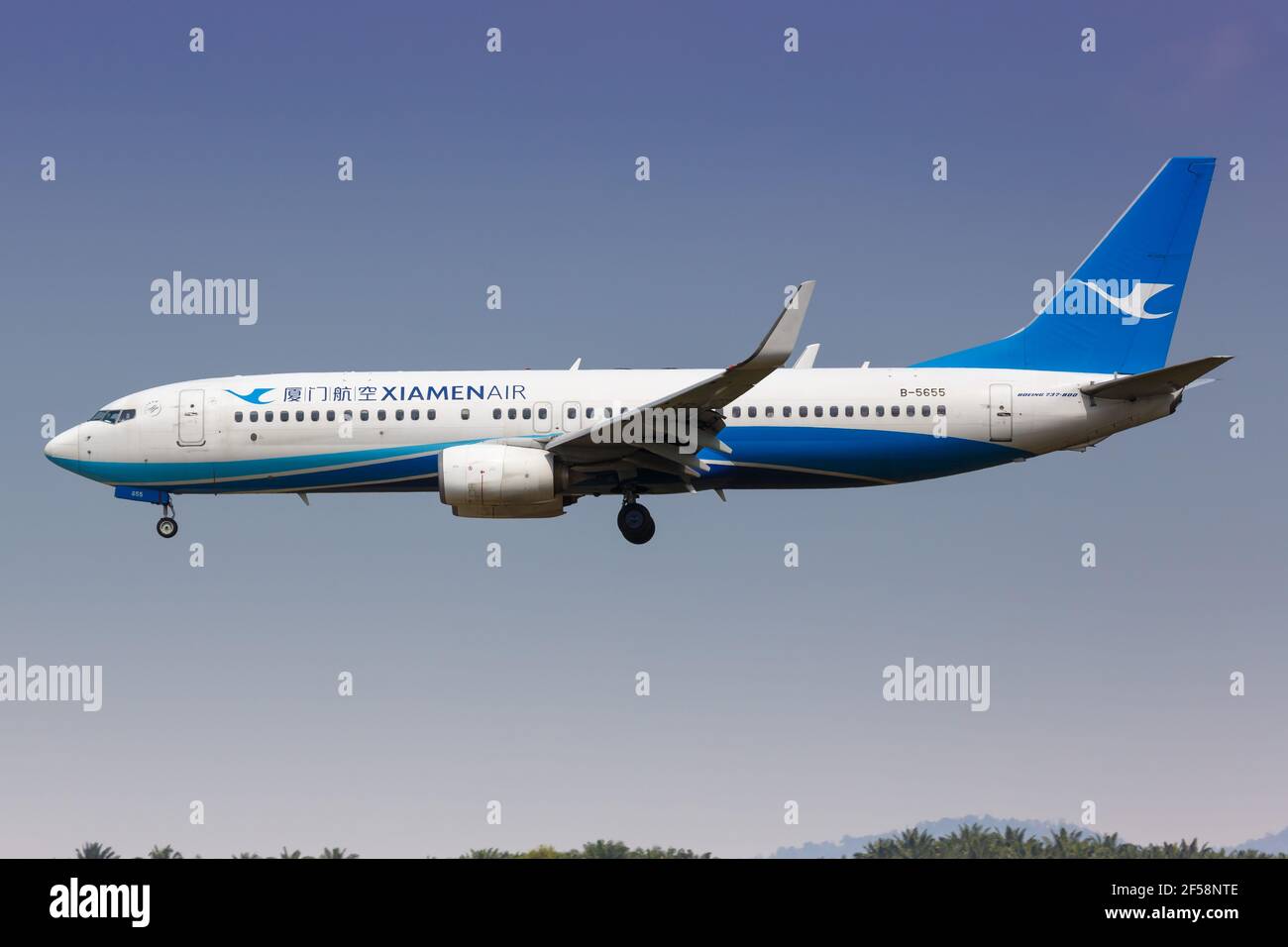 Kuala Lumpur, Malesia – 21. Gennaio 2018: Xiamen Air Boeing 737-800 all'aeroporto di Kuala Lumpur (KUL) in Malesia. Boeing è un bas produttore di aeromobili Foto Stock