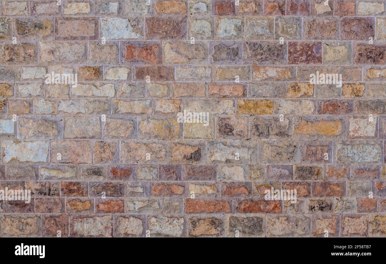 Pietra taglio ardesia mattone - tessitura. Affilatura pulita per motivi di  sfondo. Piastrelle rettangolari mosaico parete ad alta risoluzione. Vecchio  o invecchiato artificialmente nel prodotto Foto stock - Alamy