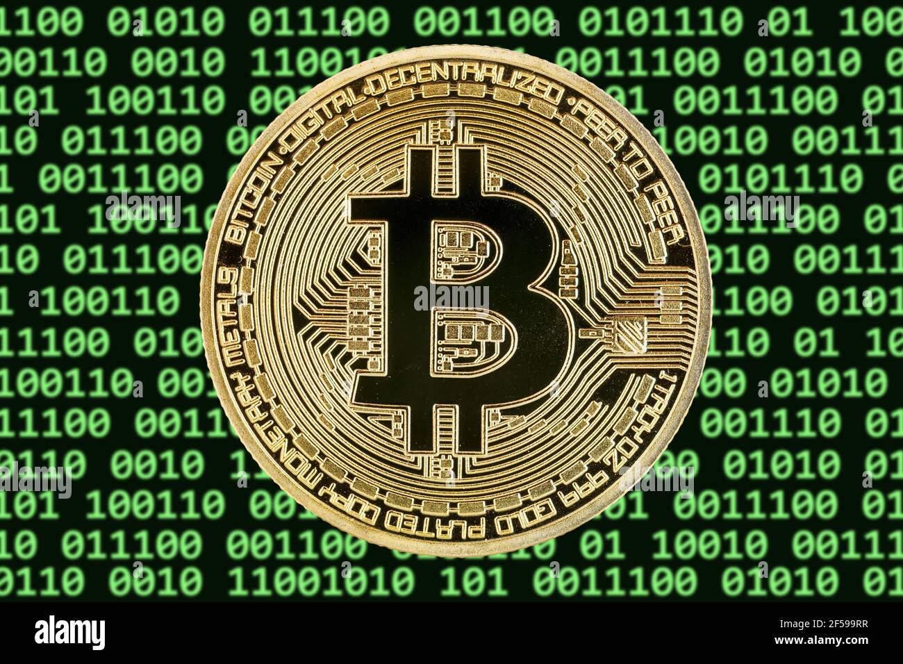 Bitcoin criptovaluta pagamento online pagare denaro digitale criptovaluta business finanzia moneta di punta Foto Stock