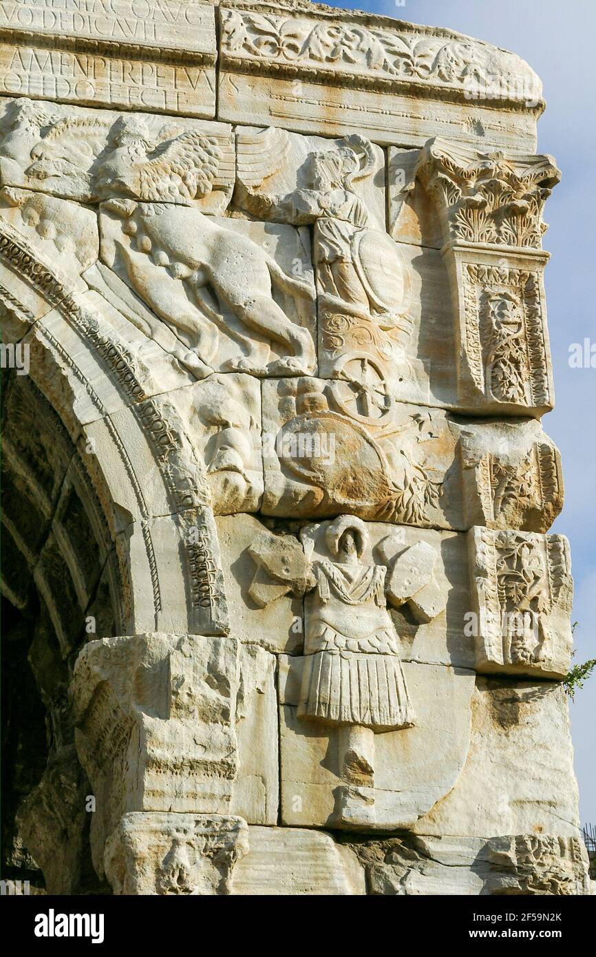 Particolare della scultura, arco trionfale di Marcus Aurelio, Tripoli, Libia. Foto Stock