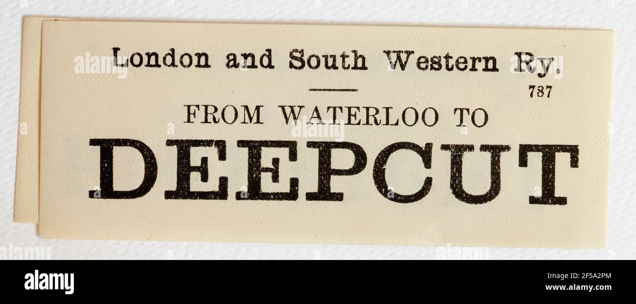 Etichetta del treno Vintage Midland & South Western Railway - da Da Londra Waterloo a Deepcut Foto Stock