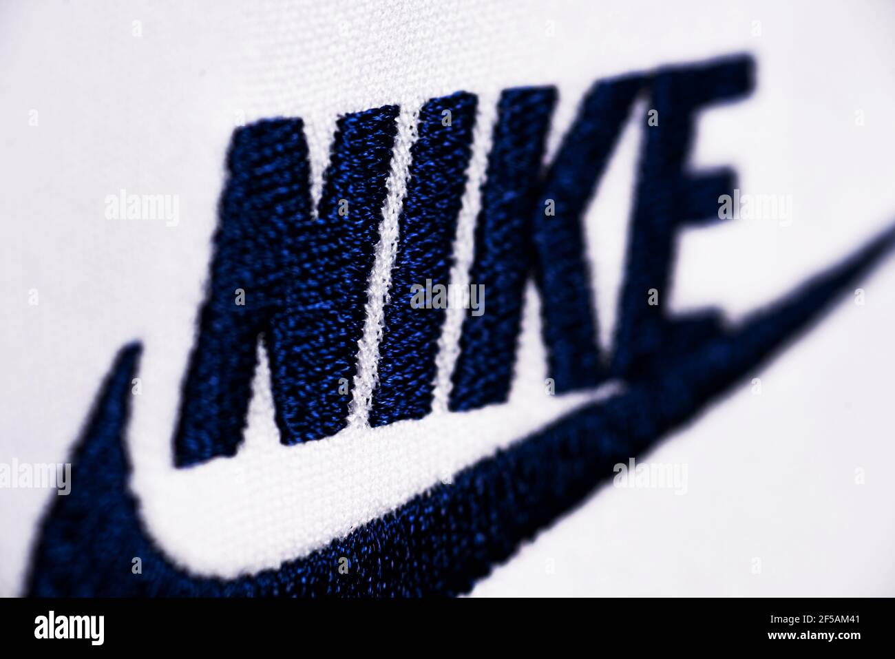 Primo piano di Nike Swoosh Foto Stock