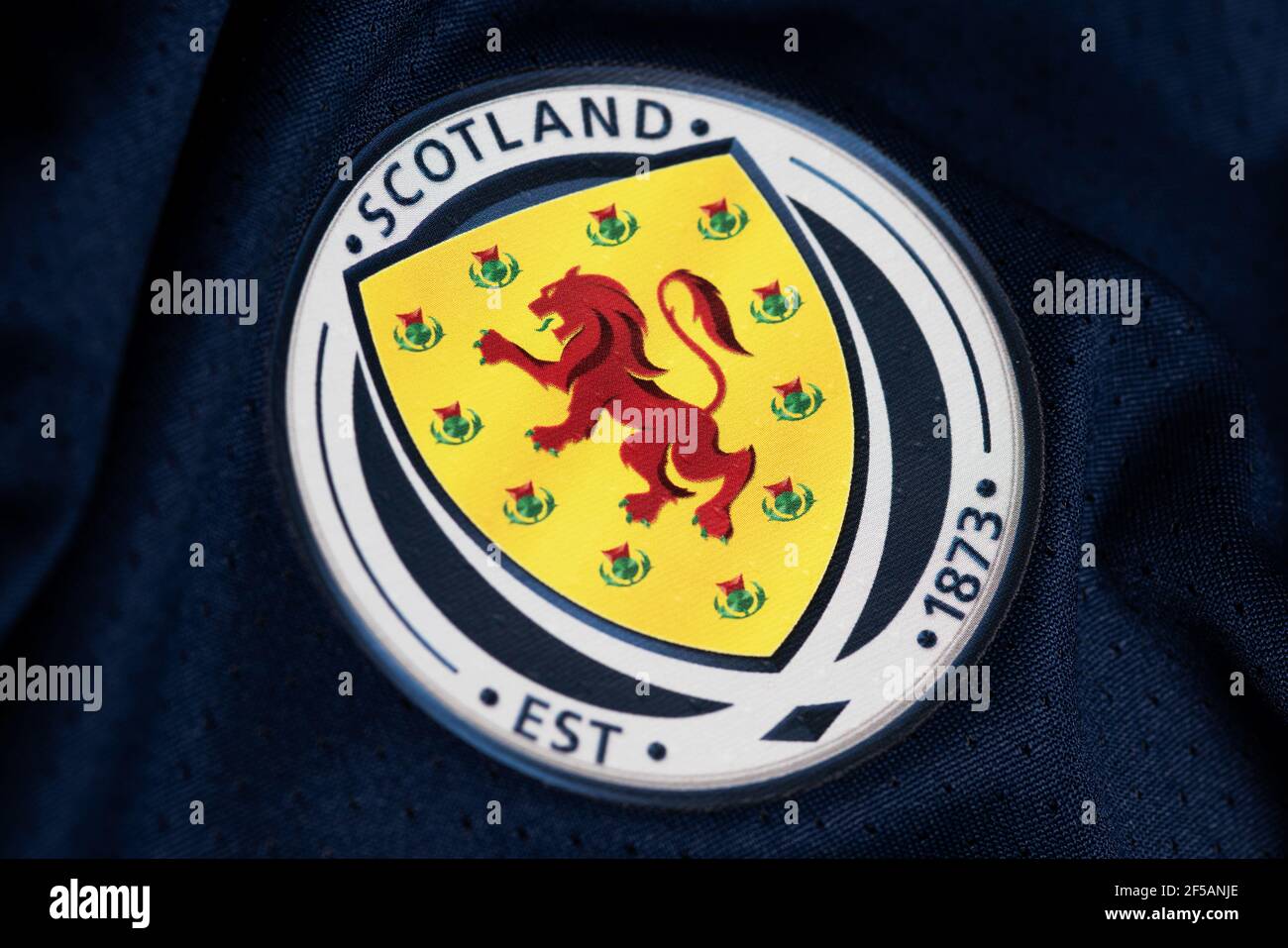Primo piano della divisa della nazionale di calcio scozzese Foto stock -  Alamy