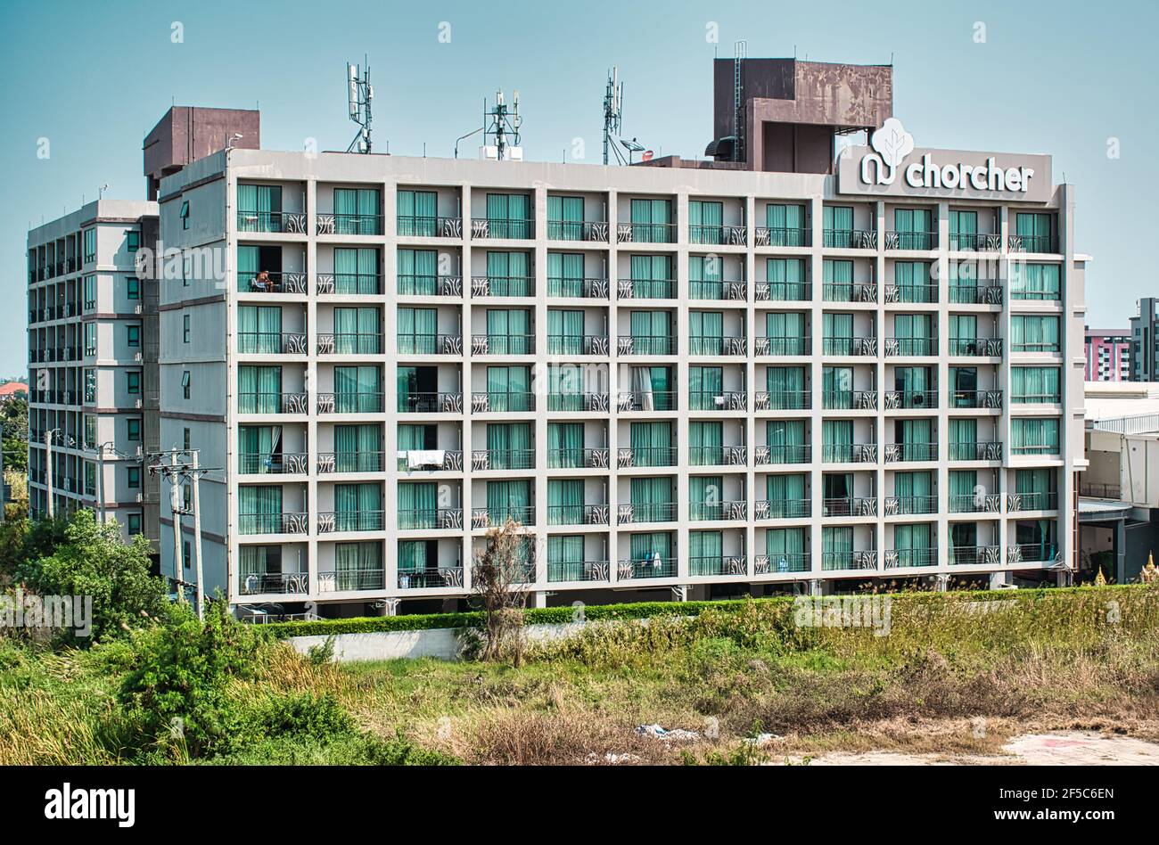 Bangkok, Thailandia 03.26.2021 il Chor Cher 4 stelle - il Green Residence alternative state Quarantine Hotel a Samut Prakan Foto Stock