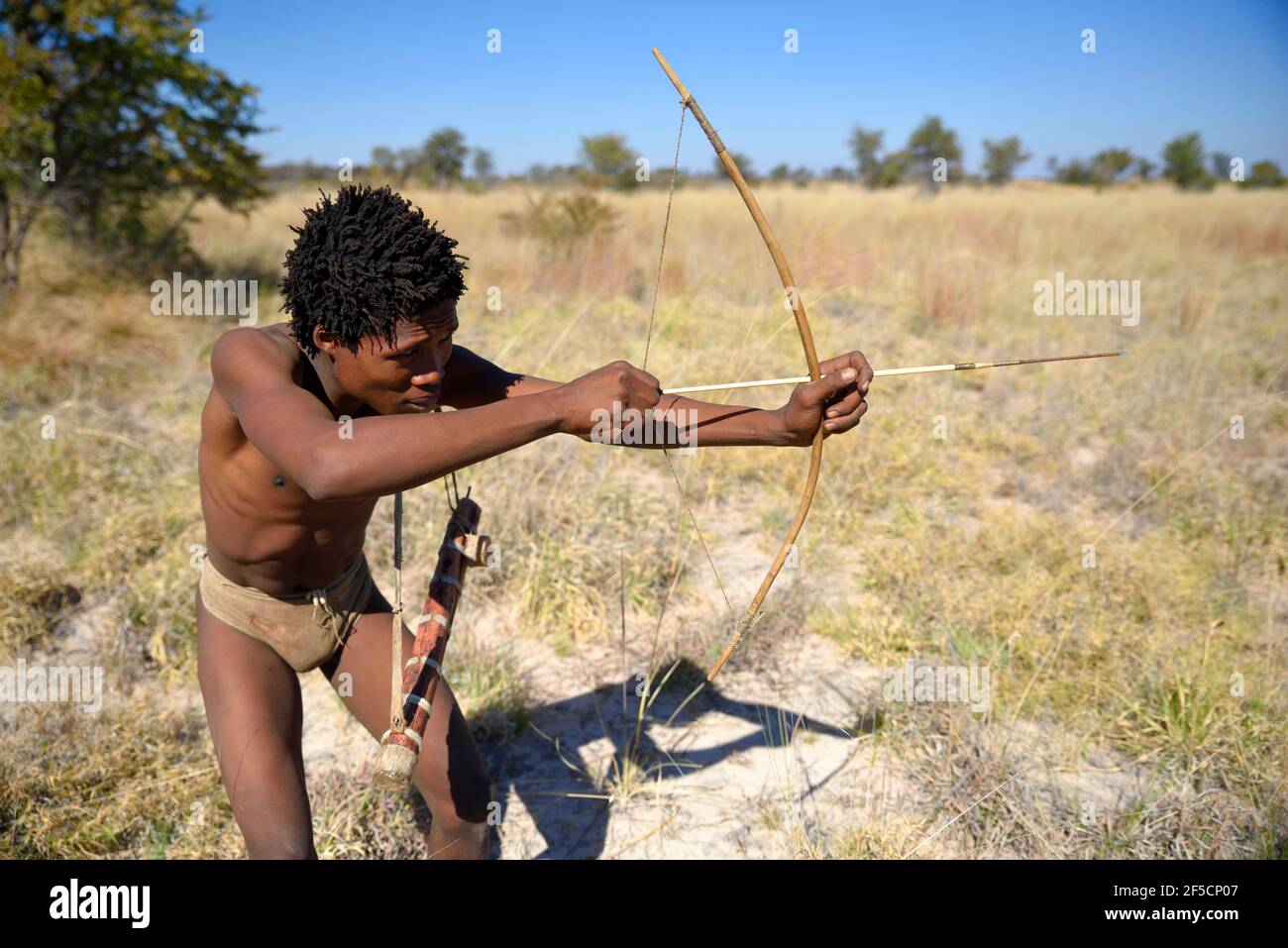 Geografia / viaggio, Namibia, Boscimani del Giura / 'Hoansi-San su una caccia tradizionale, villaggio / / Xa /, Additional-Rights-Clearance-Info-non-disponibile Foto Stock