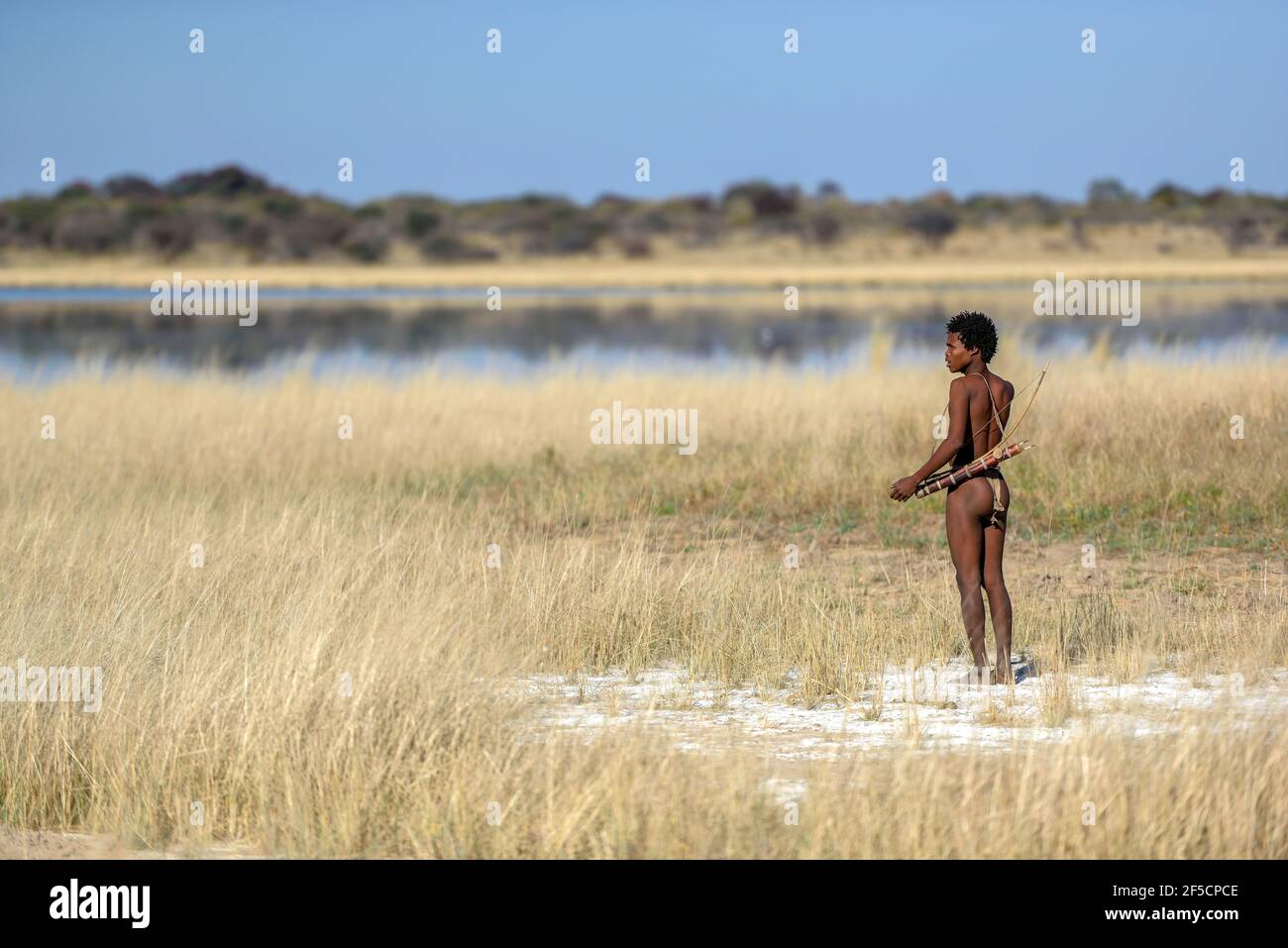 Geografia / viaggio, Namibia, Boscimani del Giura / 'Hoansi-San su una caccia tradizionale, villaggio / / Xa /, Additional-Rights-Clearance-Info-non-disponibile Foto Stock