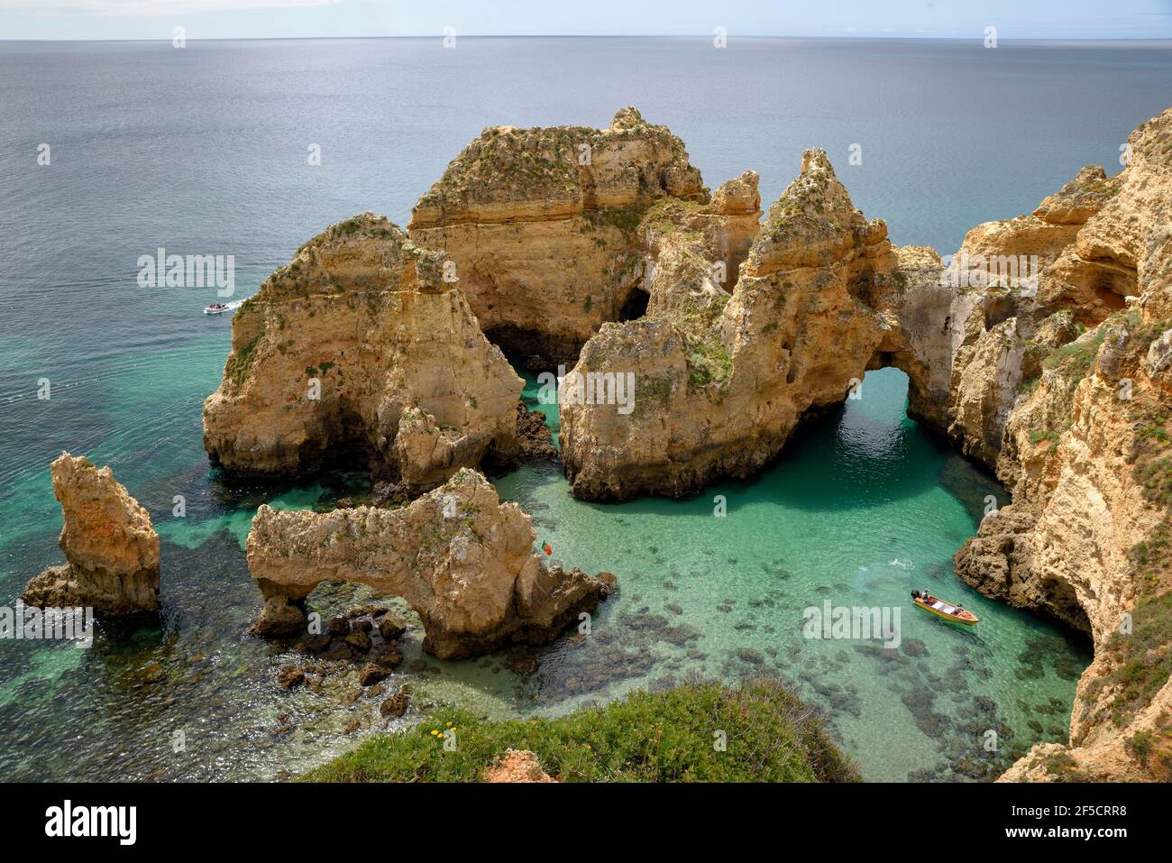 Geografia / viaggio, Portogallo, Algarve, escursione in barca sulla costa rocciosa di Lagos, Algarve, diritti aggiuntivi-clearance-Info-non-disponibile Foto Stock