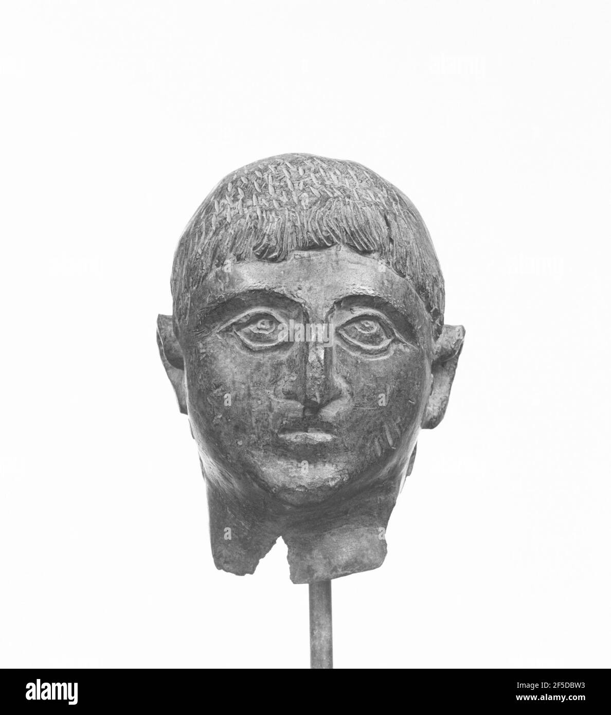 Capo di un giovane. Sconosciuto Foto Stock