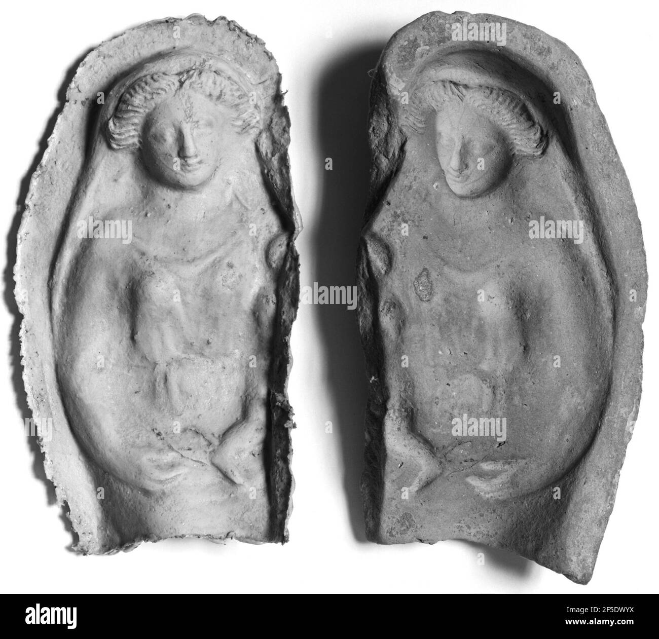 Stampo di una donna che tiene un bambino. Sconosciuto Foto Stock