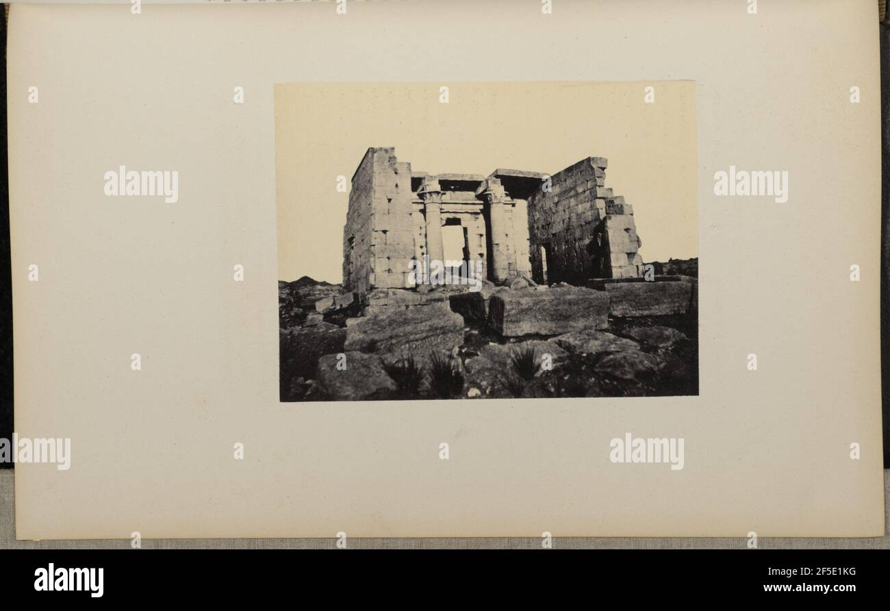 Rovine con due colonne. Foto Stock