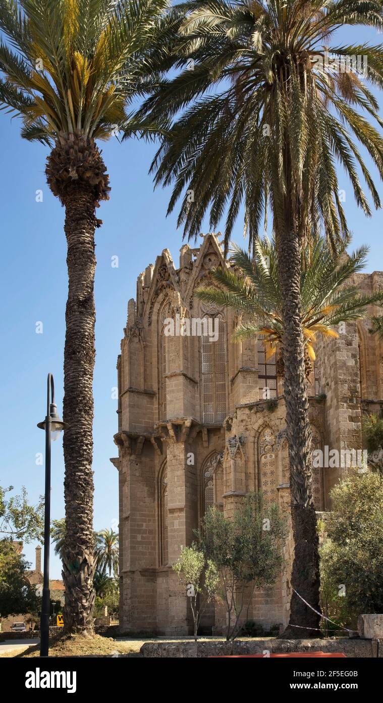 Moschea di Lala Mustafa Pasha - Cattedrale di San Nicola a Famagosta. Cipro Foto Stock