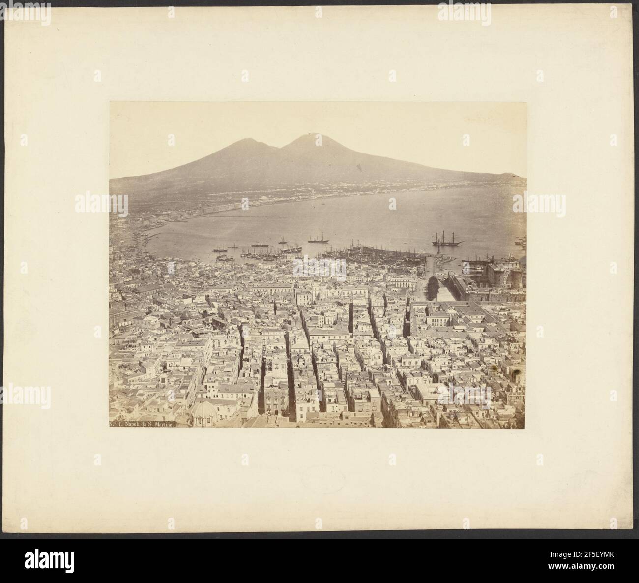 Napoli da San Martino. Roberto Rive (italiano, attivo dal 1860 al 1880) Foto Stock