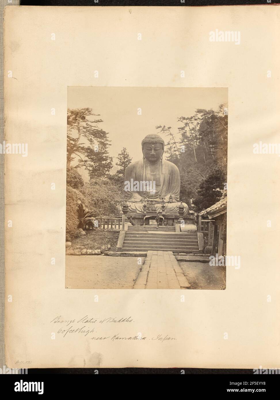 Statua di bronzo del Buddha, alta 60 metri, vicino a Kamakura, Giappone. Francis Frith (inglese, 1822 - 1898) Foto Stock