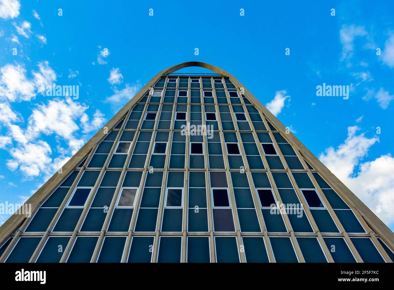L'edificio Toast rack a Fallowfield Manchester UK precedentemente conosciuto come l'edificio Hollings, un design modernista di Leonard Cecil Howitt costruito nel 1960. Foto Stock