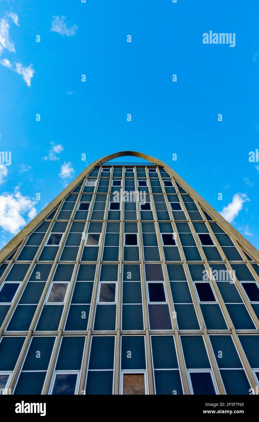 L'edificio Toast rack a Fallowfield Manchester UK precedentemente conosciuto come l'edificio Hollings, un design modernista di Leonard Cecil Howitt costruito nel 1960. Foto Stock